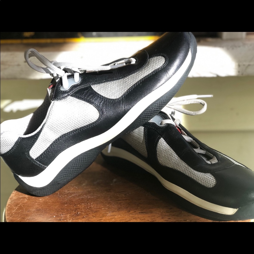 Shoes - Picture 3 of 4